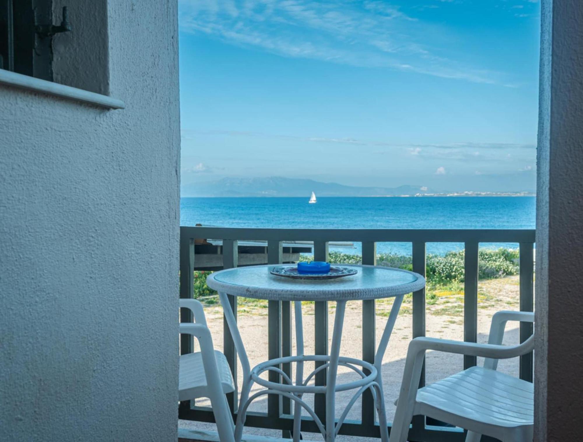 Aegean Bliss Suites - Karfas 卡法斯 外观 照片