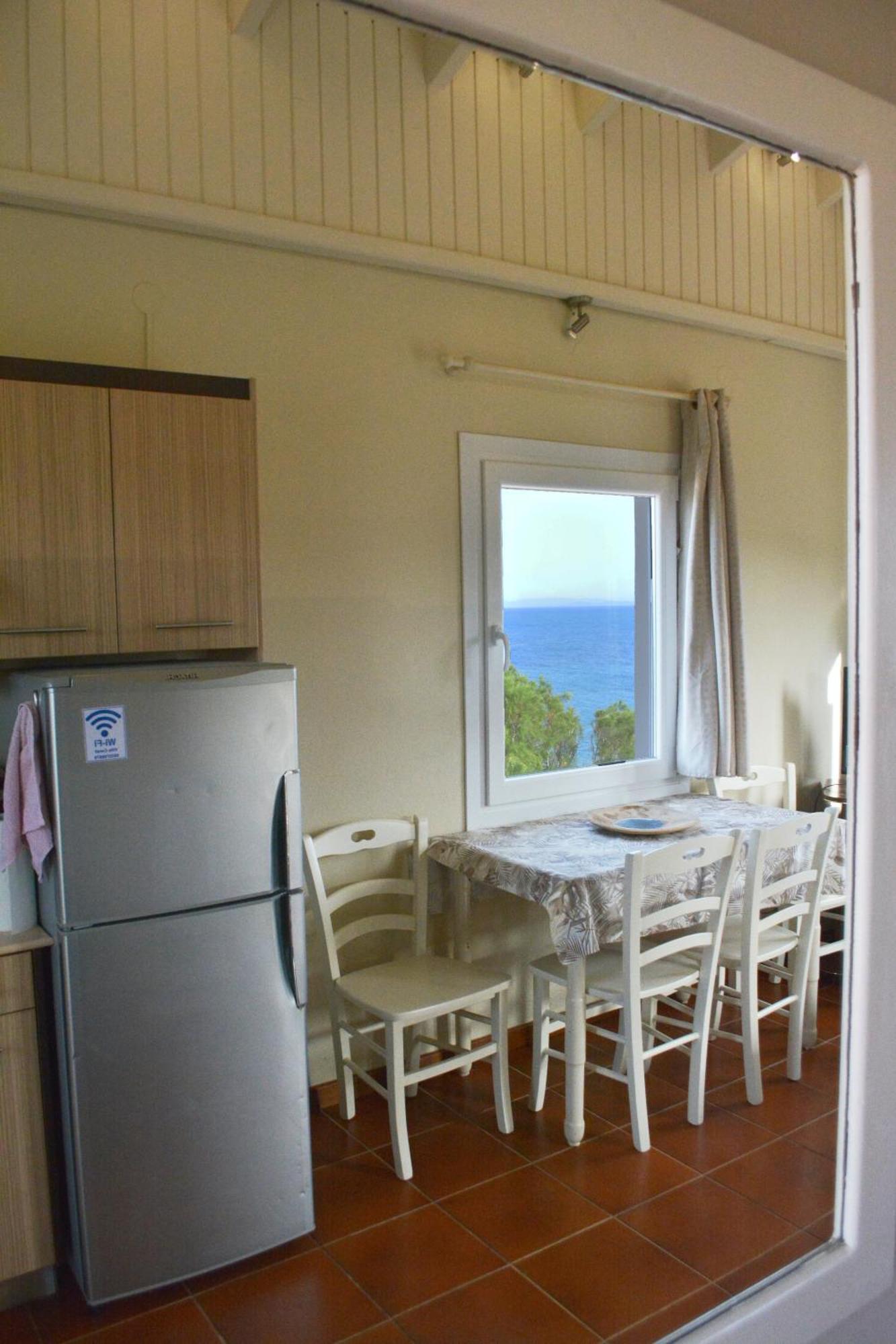 Aegean Bliss Suites - Karfas 卡法斯 外观 照片